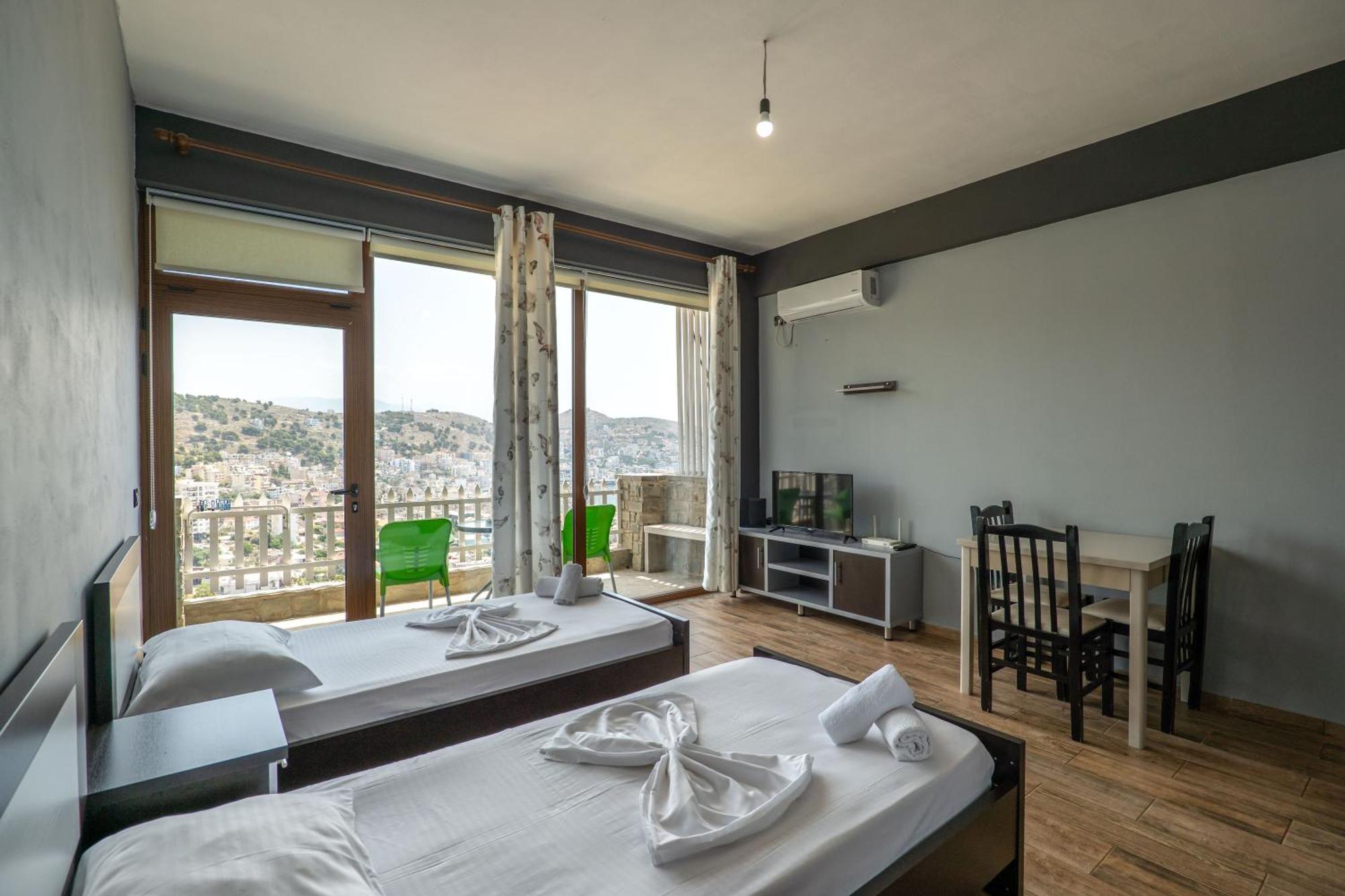 Denis Apartments Саранда Экстерьер фото
