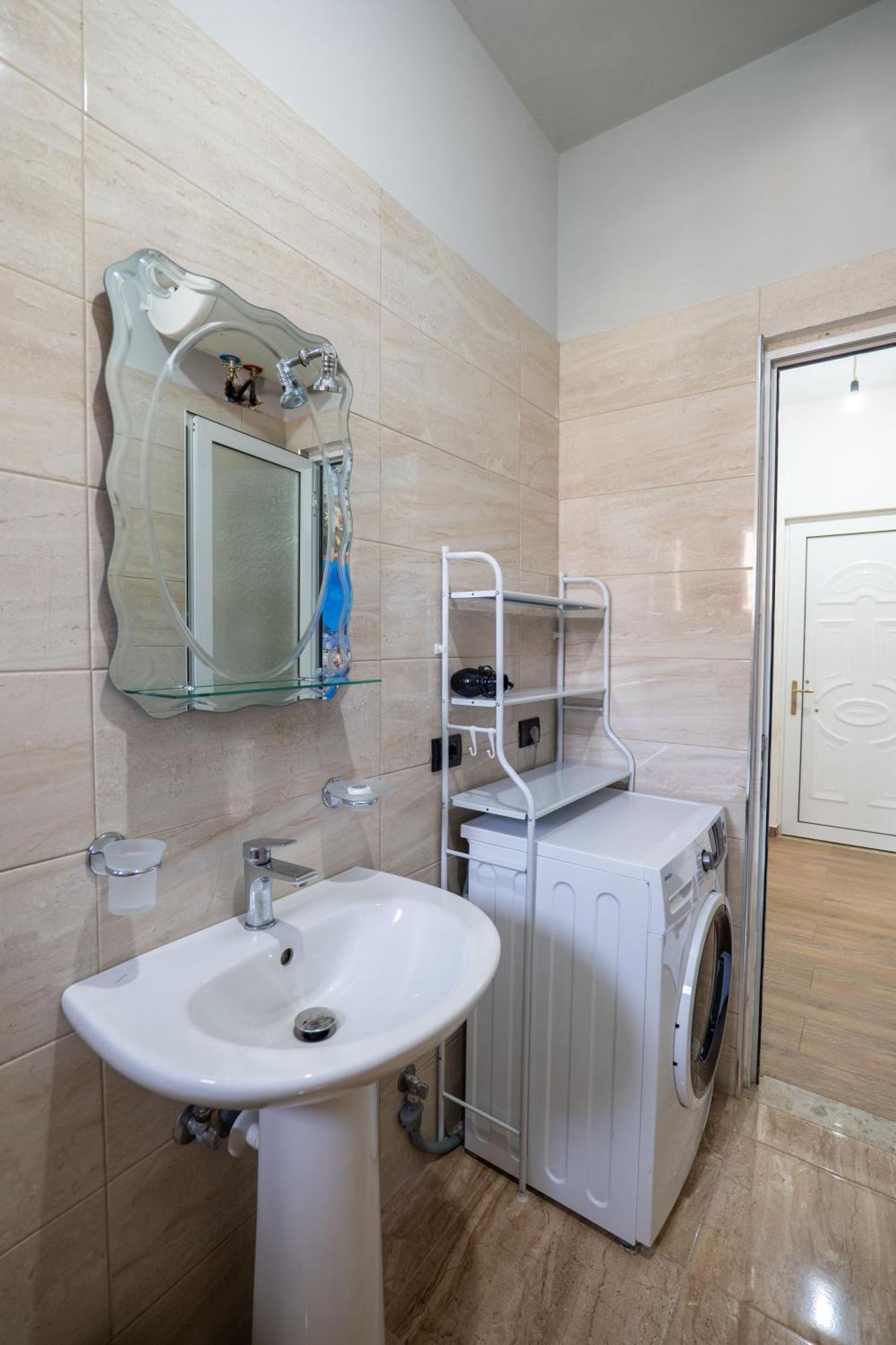 Denis Apartments Саранда Экстерьер фото