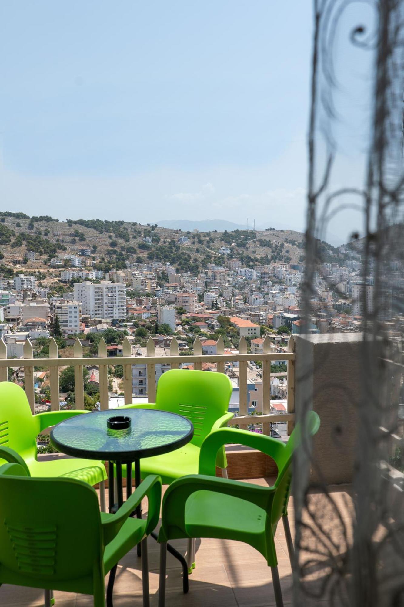 Denis Apartments Саранда Экстерьер фото
