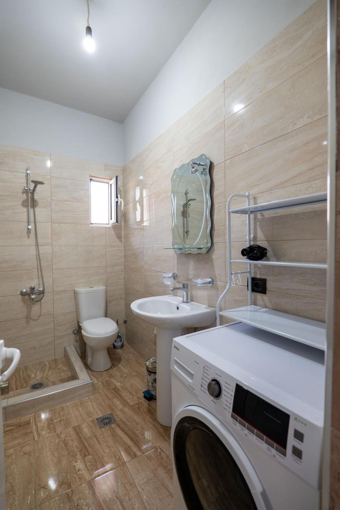 Denis Apartments Саранда Экстерьер фото