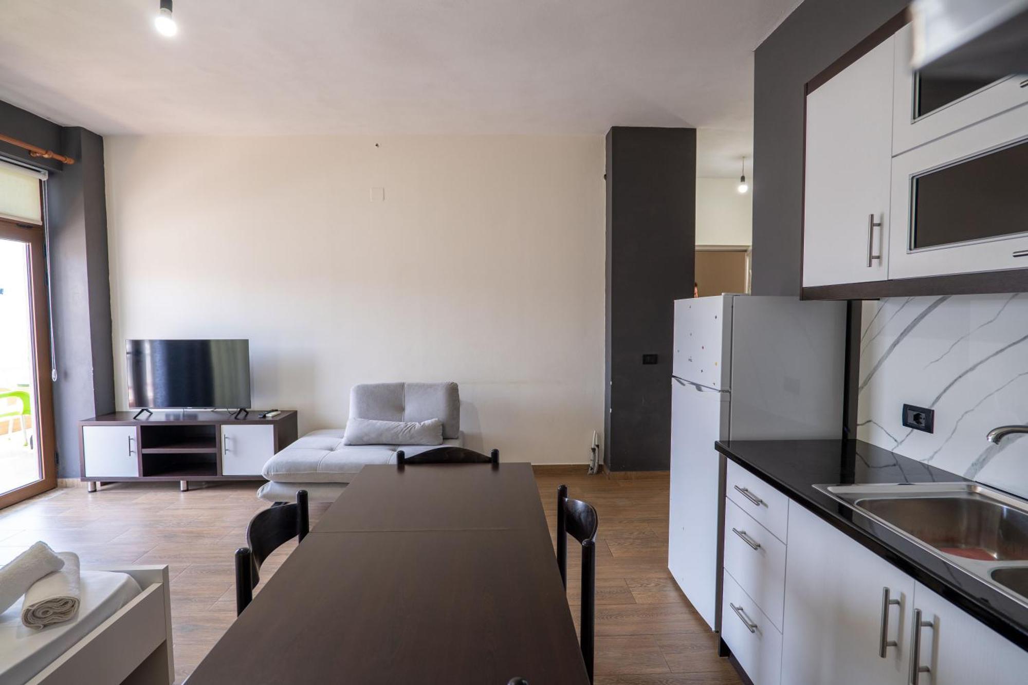 Denis Apartments Саранда Экстерьер фото