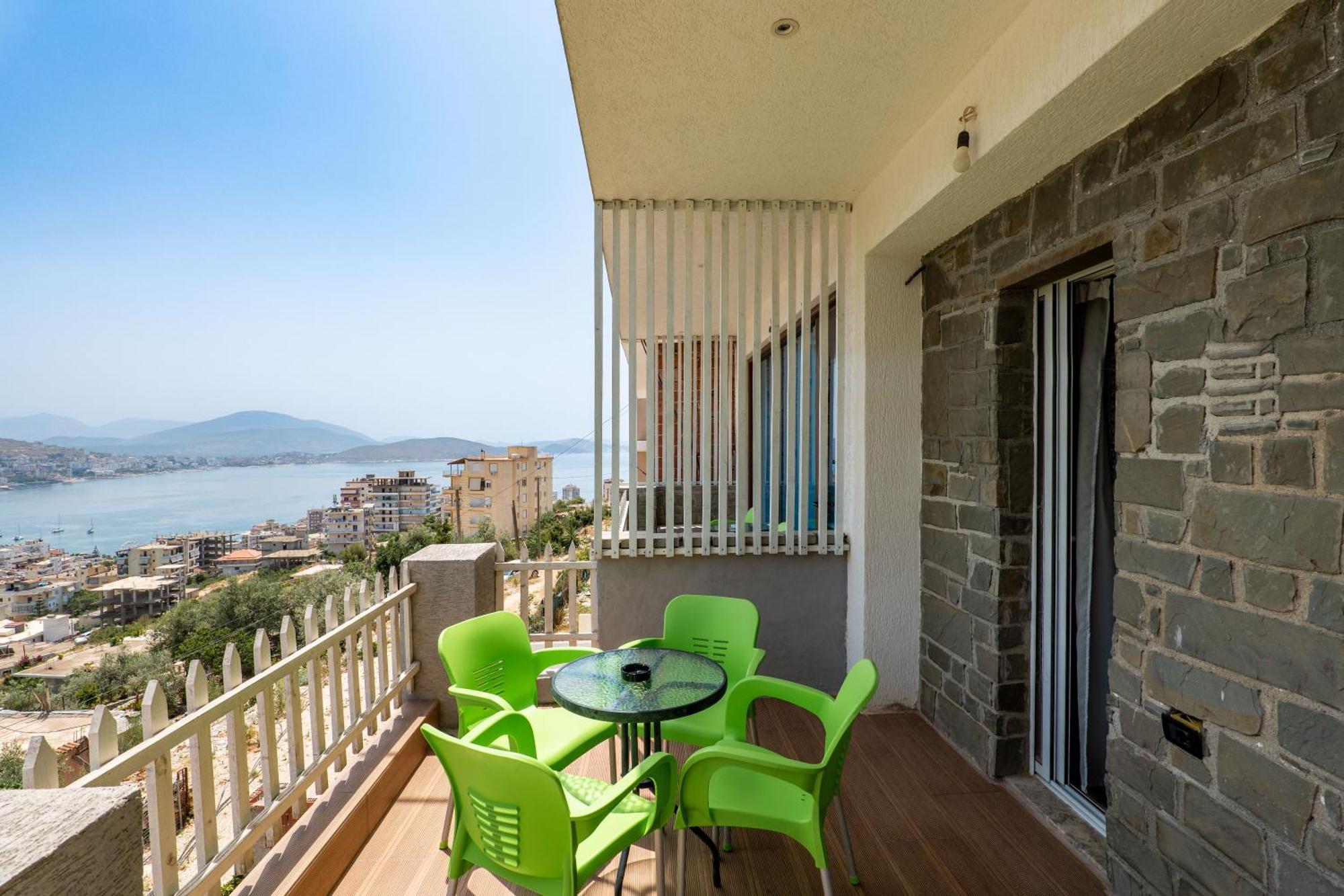 Denis Apartments Саранда Экстерьер фото